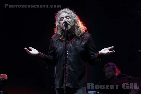 ROBERT PLANT AND THE SENSATIONAL SPACE SHIFTERS - 2016-07-02 - HEROUVILLE SAINT CLAIR - Chateau de Beauregard - Scene Beauregard - Robert Anthony Plant